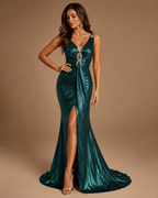 ELVIRA | Emerald Metallic Ruched High-Slit Mermaid Evening Gown