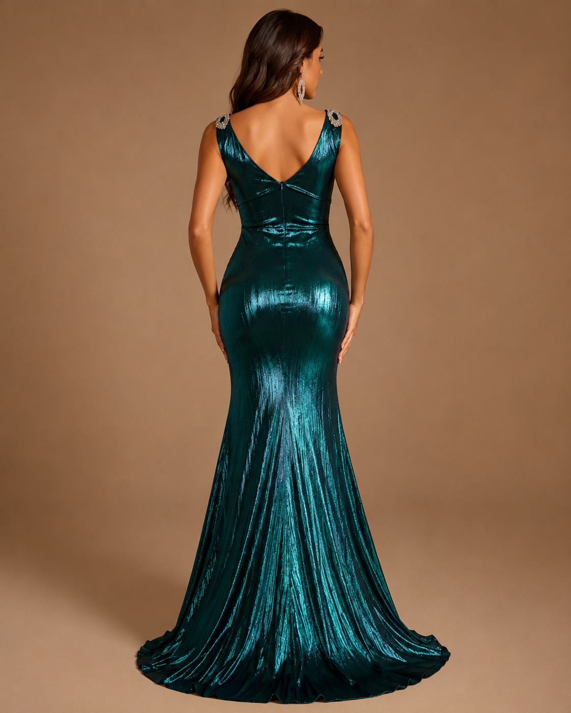 ELVIRA | Emerald Metallic Ruched High-Slit Mermaid Evening Gown