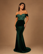 EMERIS | Emerald Green Off-Shoulder Corset Velvet Mermaid Gown