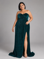 SERENNA | Plus-Size Emerald Strapless Pleated Velvet Evening Gown